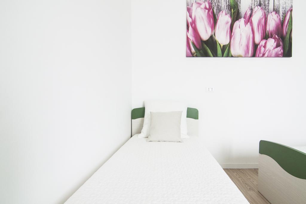 Alessia'S Flat - Veneziano Apartment Milan Luaran gambar