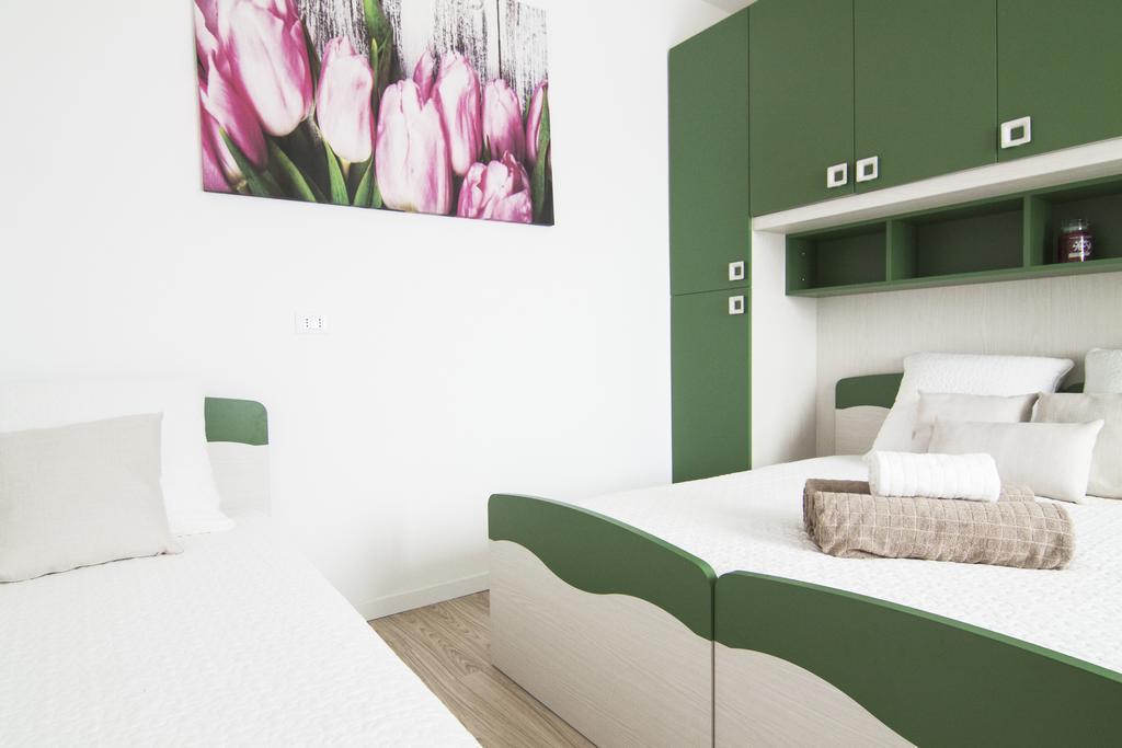 Alessia'S Flat - Veneziano Apartment Milan Luaran gambar
